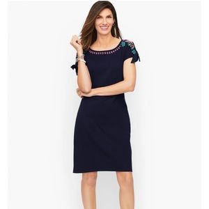 Talbots Embroidered shift dress, Nantucket Slub, blue size Medium